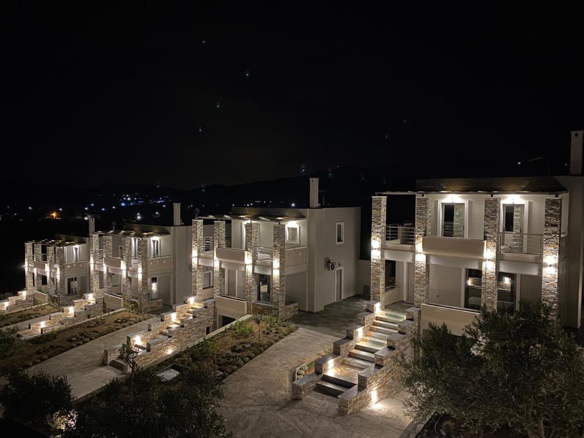Vardians Villas & Suites Kárystos Eksteriør bilde