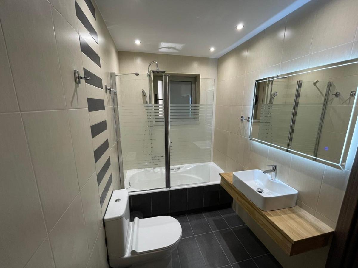 Vardians Villas & Suites Kárystos Eksteriør bilde