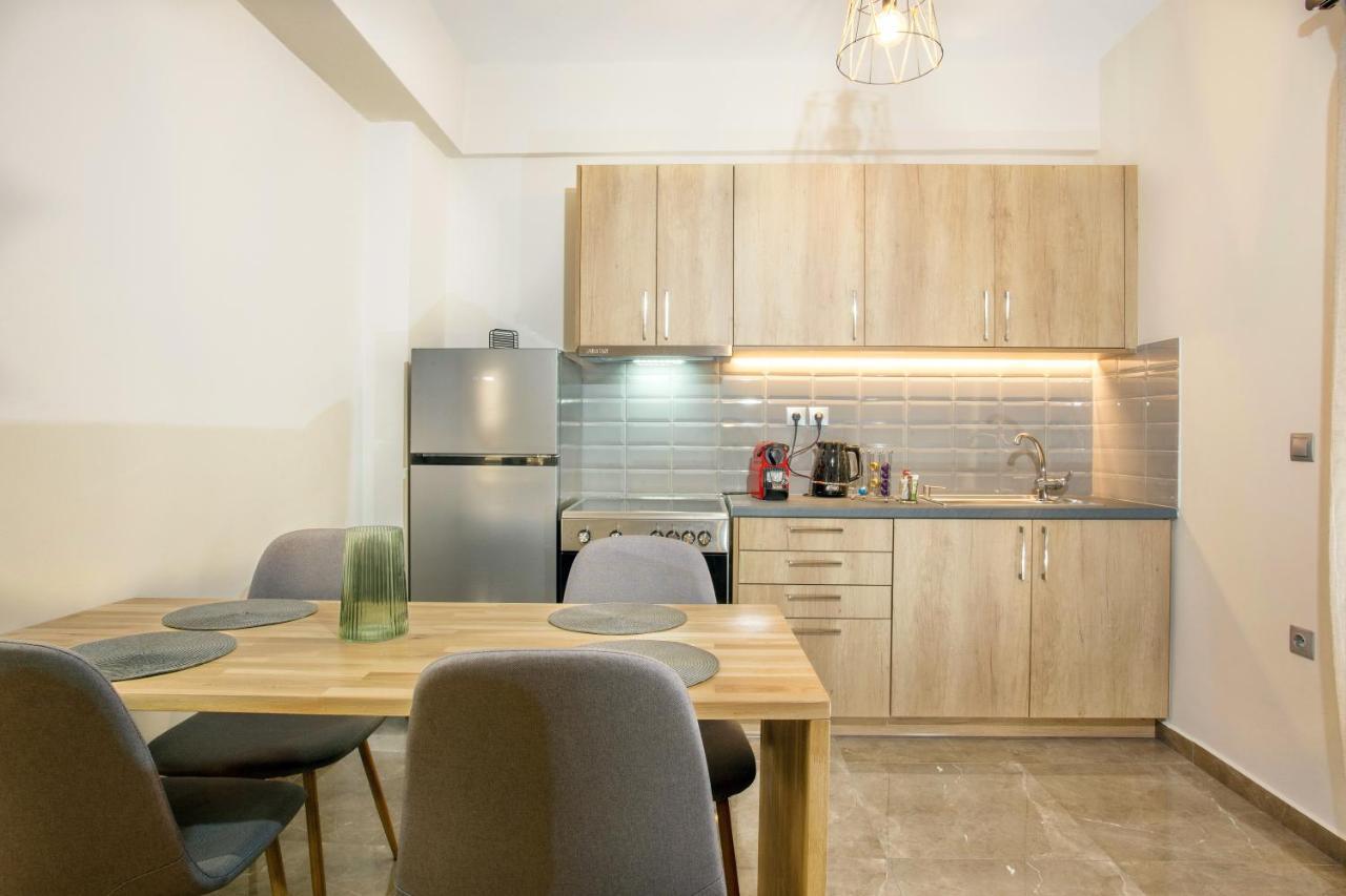 Vardians Villas & Suites Kárystos Eksteriør bilde