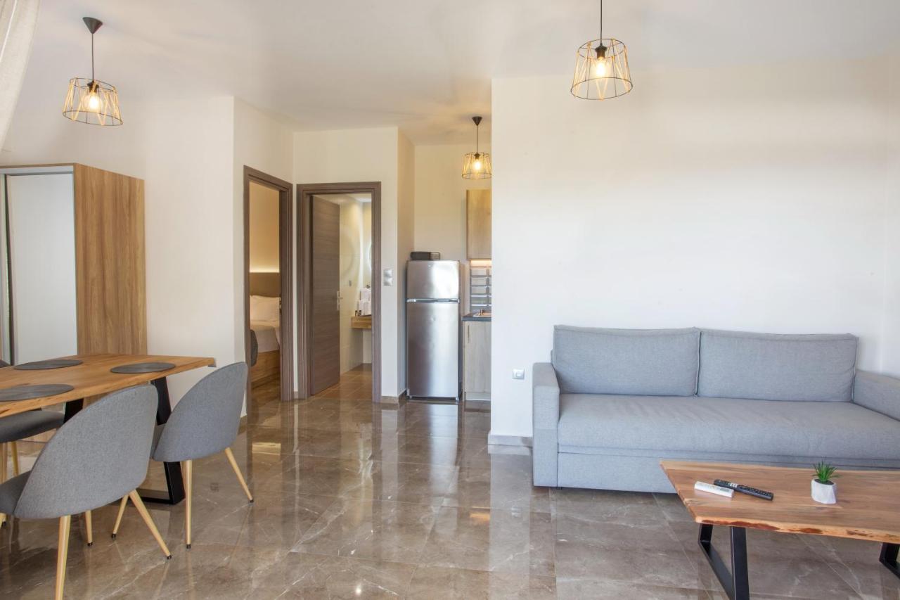 Vardians Villas & Suites Kárystos Eksteriør bilde